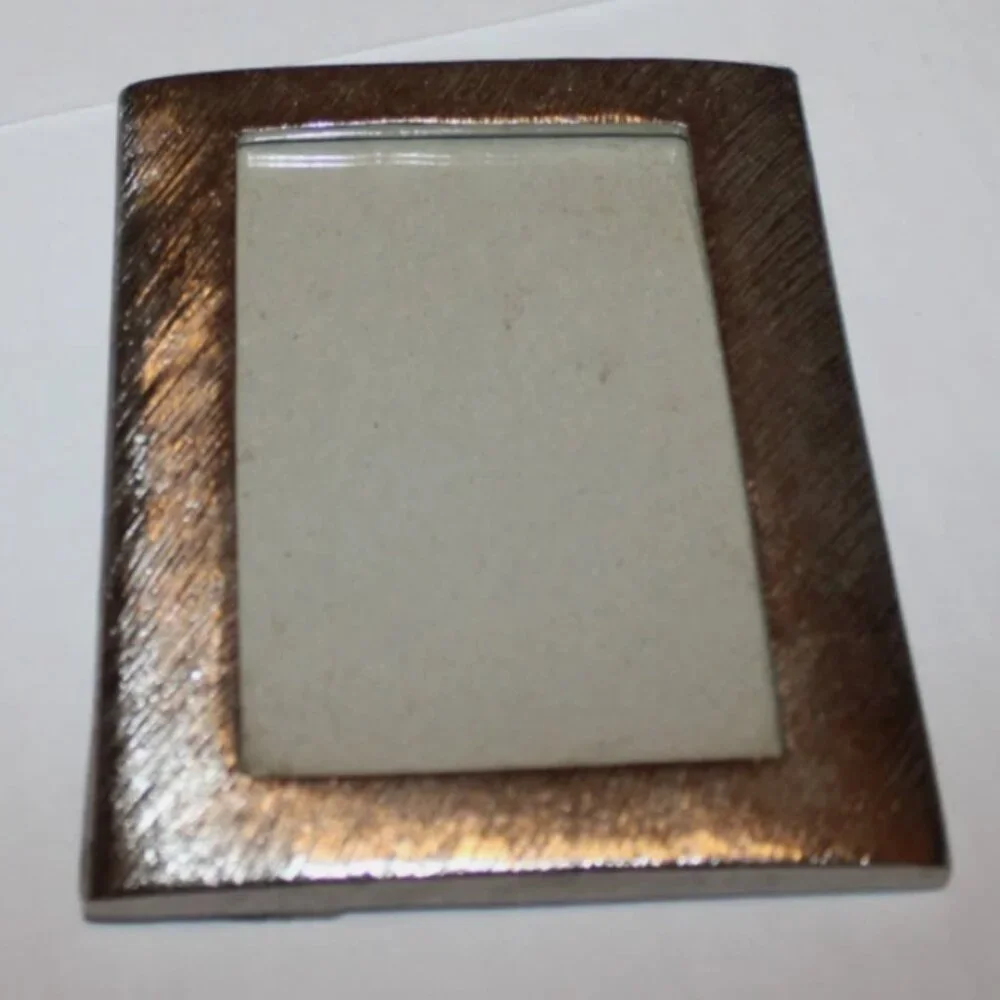 Silver Tone Brushed Metal Tabletop 3.5 x 5 Picture Frame with Glass Front heavy